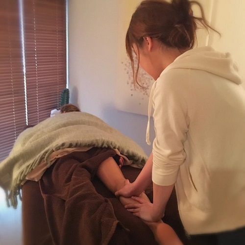 エム・レニュー