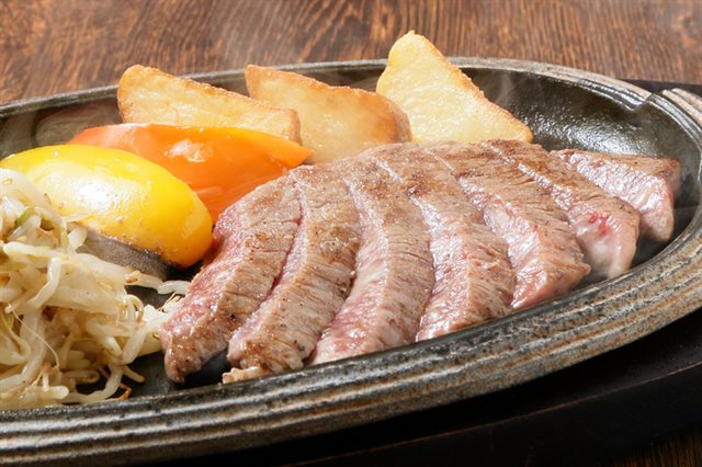 飲めるハンバーグ