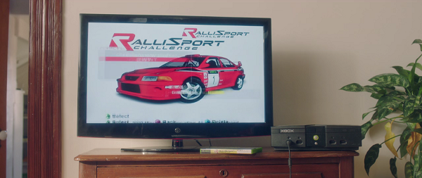 少年が10年前に死んだお父さんとゲーム機の中で再会