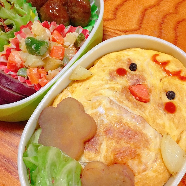 可愛いひよこオムライス弁当がフタを締めたら死んじゃった