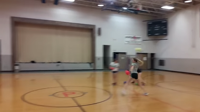 ソフトボール選手とドッジボールしたらフルボッコ