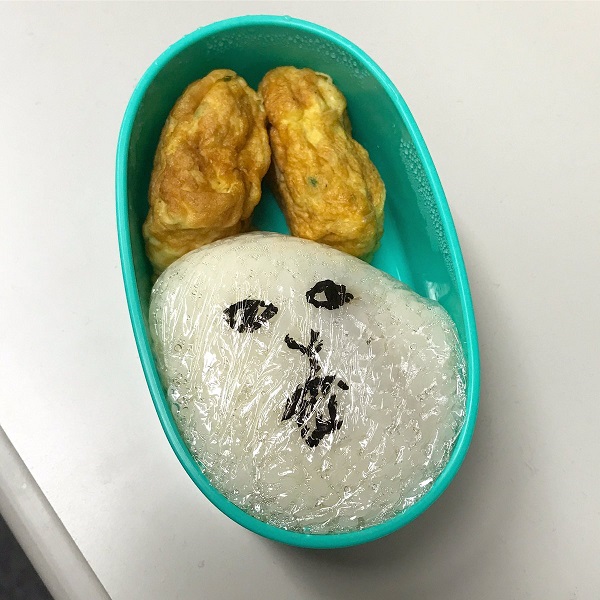父の同僚が奥さんにお弁当を作ってもらえなくて自作した弁当