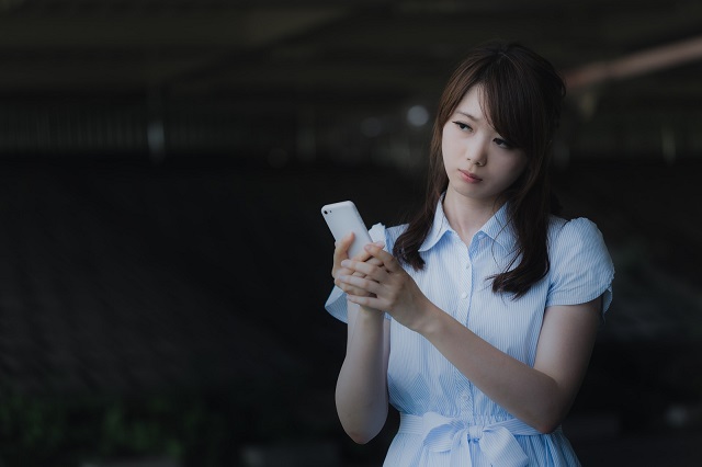 惨めな女子