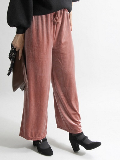 ベロアパンツまとめ