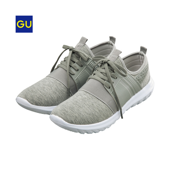 GUスニーカー