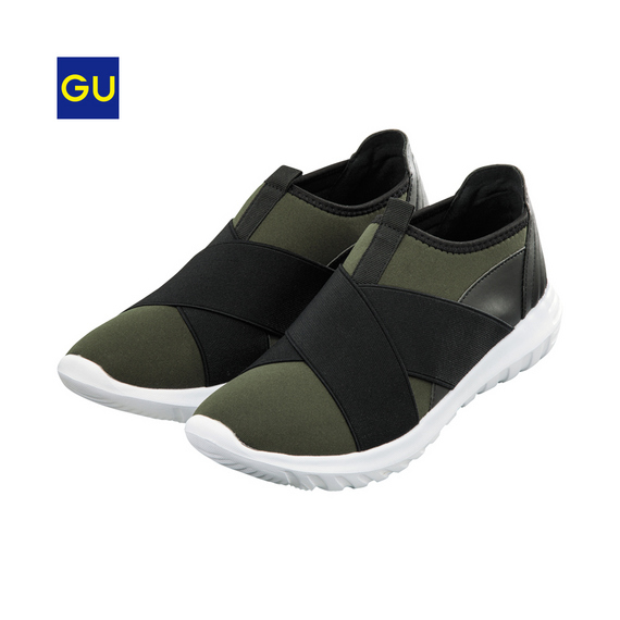 GUスニーカー