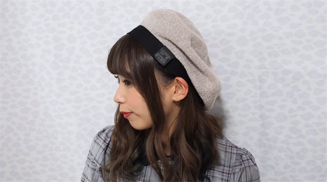 ベレー帽のかぶり方