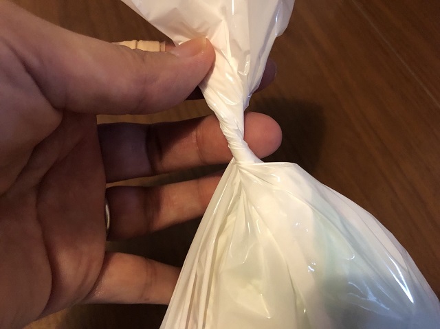 驚異の防臭袋BOS