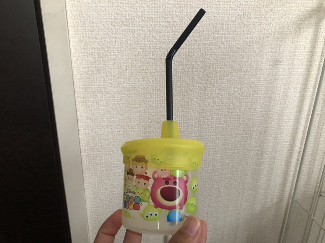 おでかけランチくんコップにキャップ