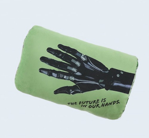 インハンド×3COINSコラボ